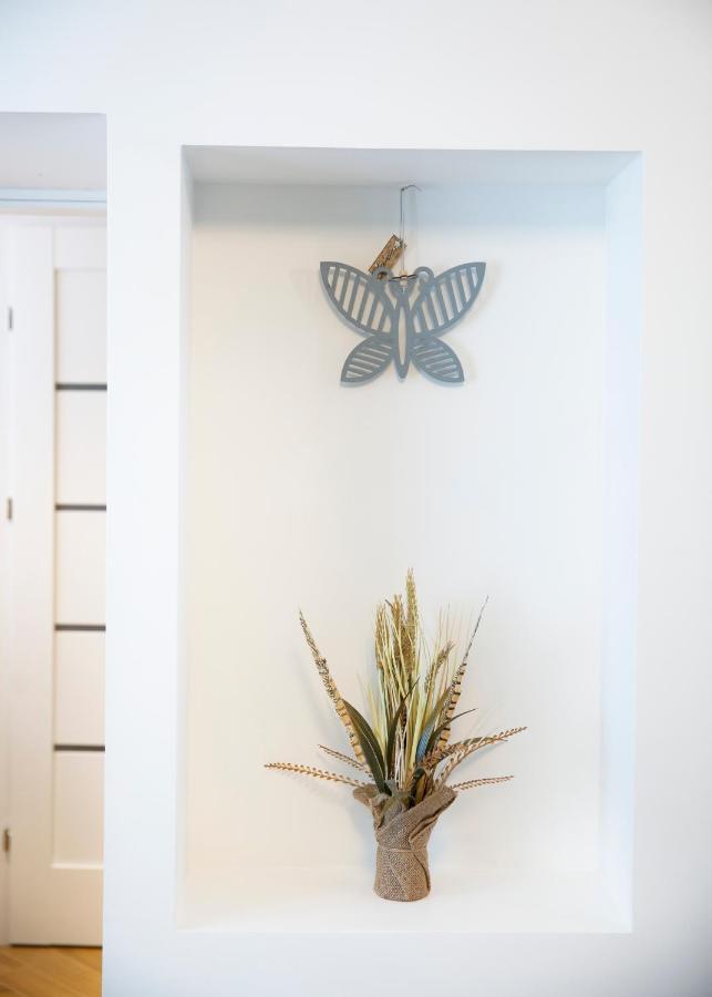 Groundfloor Apartment On The Green Hill Kaunas Esterno foto
