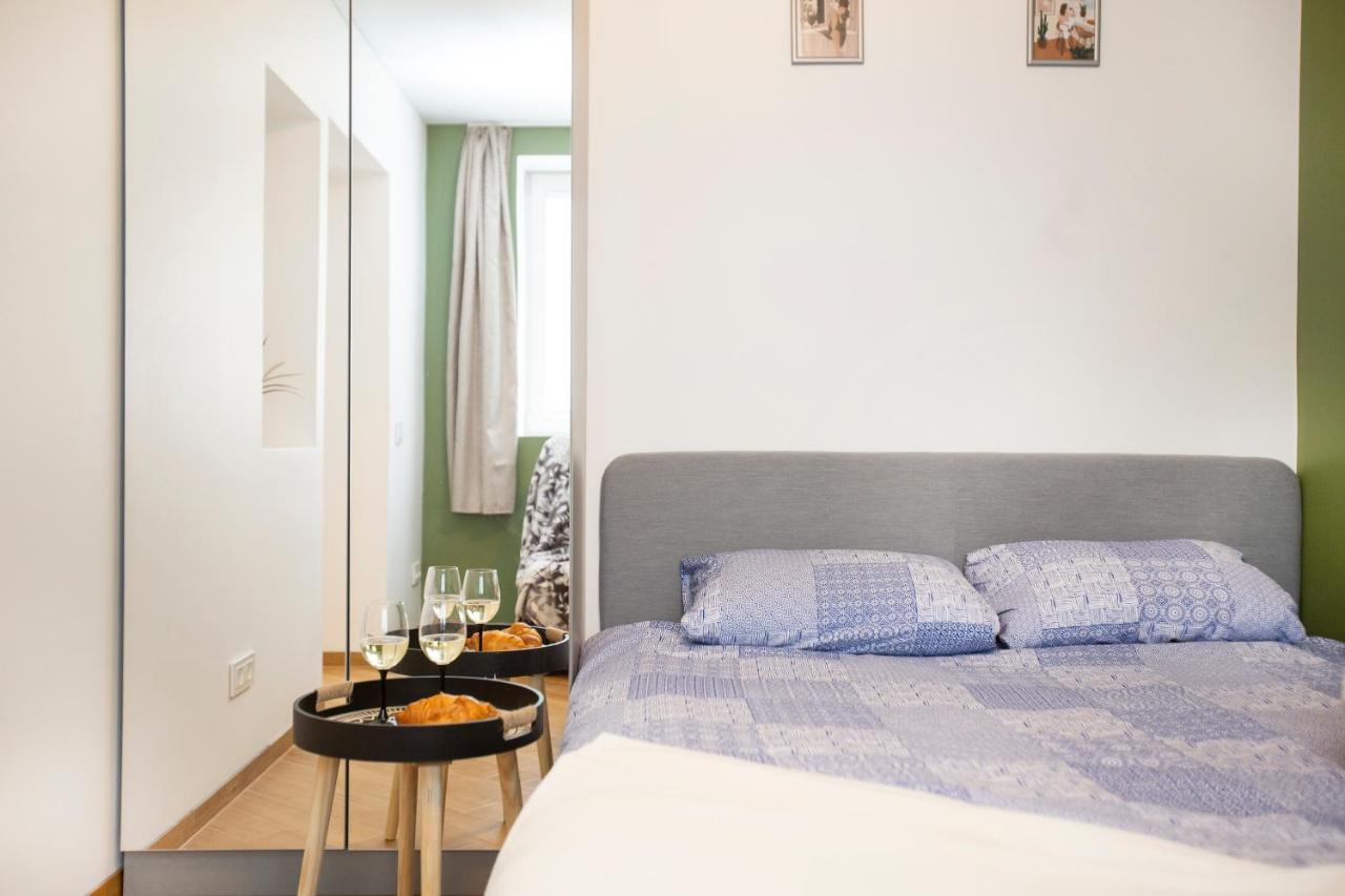 Groundfloor Apartment On The Green Hill Kaunas Esterno foto