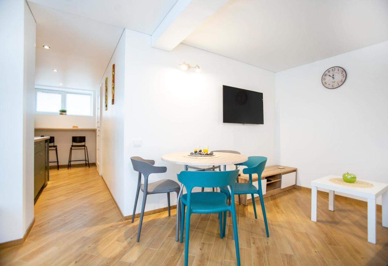 Groundfloor Apartment On The Green Hill Kaunas Esterno foto