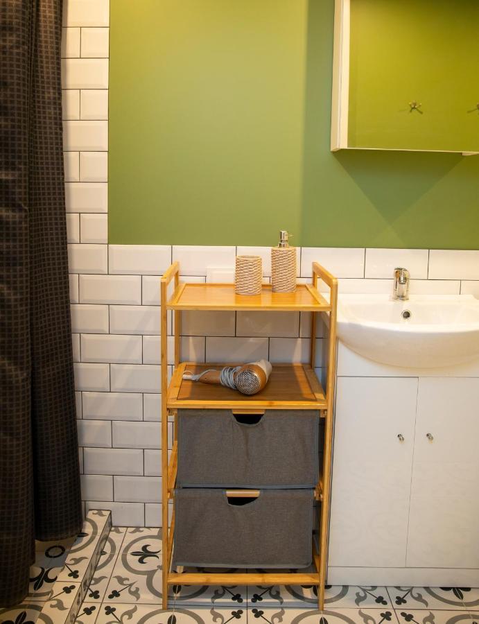 Groundfloor Apartment On The Green Hill Kaunas Esterno foto